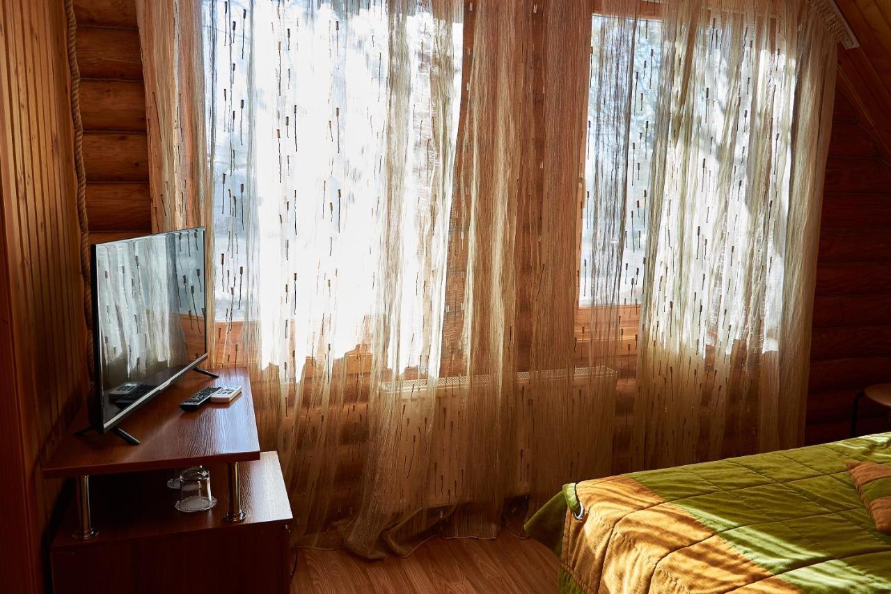 Gostiniy Dvor Non-Stop Hotel Kherson Exterior foto