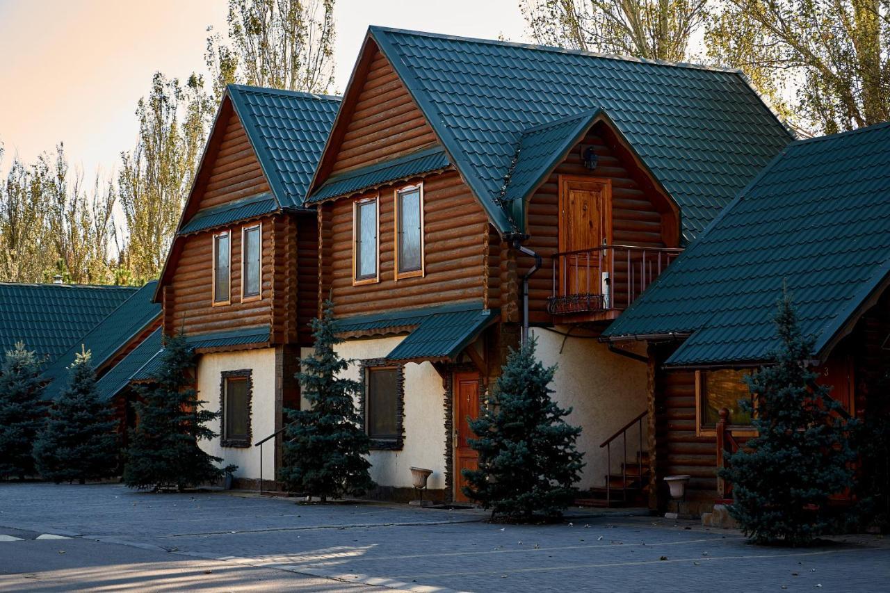 Gostiniy Dvor Non-Stop Hotel Kherson Exterior foto